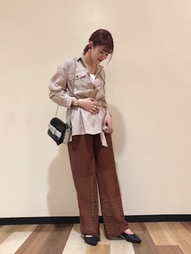「ビッグシャツ」｜「アイテム（パンプス）」を使った、mitaさん（レディース・155cm）の春コーディネート