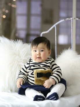 「petit main（プティマイン）のアイテム（ニット/セーター、ブルー系）」を使った、ゆーみんさん（キッズ・80cm）の冬コーディネート