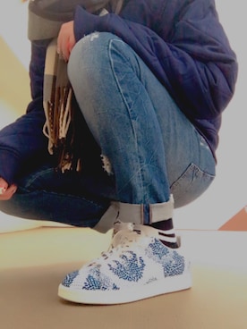 「adidas（アディダス）のオリジナルス スタンスミス[STAN SMITH W]（スニーカー、ホワイト系）」を使った、Arareさん（レディース・156cm）の冬コーディネート
