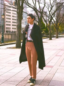 Jin Funato使用「SHAREEF（SHAGGY BORDER LONG CARDIGAN）」的時尚穿搭