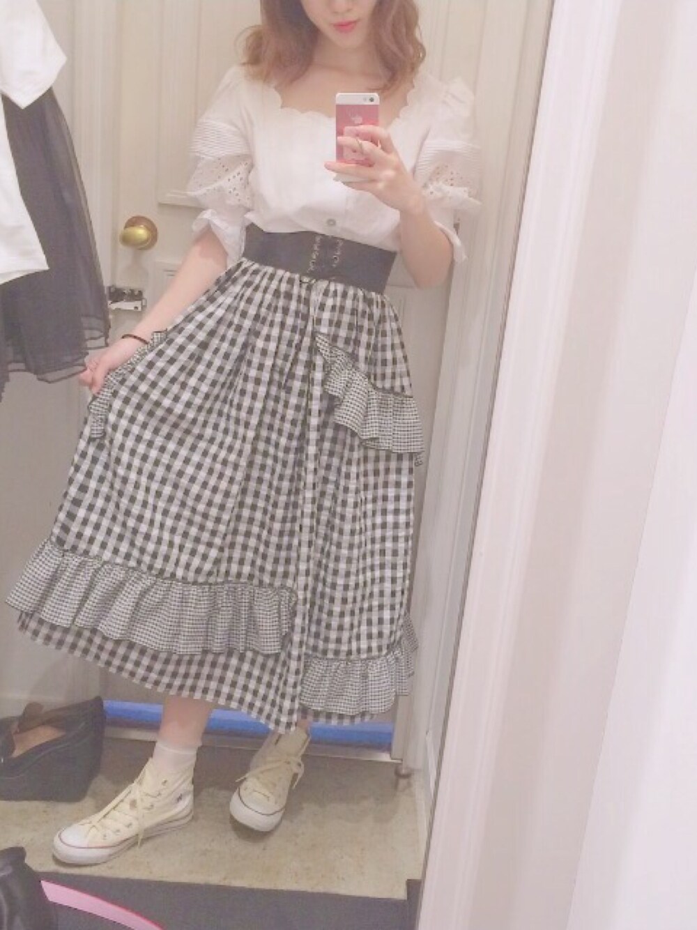 「ootd、ギンガムチェック、ハニーミーハニー、honeymihoney、ボリュームスカート、2017ss」｜「HONEY MI HONEYのアイテム（スカート、ブラック系）」を使った、kumicoさん（レディース・163cm）の夏コーディネートの1枚目の写真