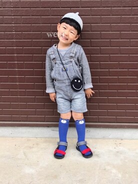 「サンダルに靴下」｜「アイテム（サロペット/オーバーオール）」を使った、♡PON♡さん（キッズ・110cm）の春コーディネート