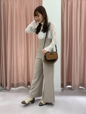 「アイテム（ブーティ、ベージュ系）」を使った、Honokaさん（レディース・156cm）の秋コーディネート