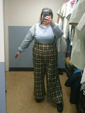 「デブでもオシャレしたい」｜「アイテム（スウェット）」を使った、えなじーさん（レディース・156cm）の冬コーディネート