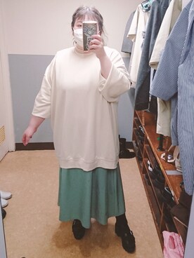 「BASQUE magenta（バスクマゼンタ）のアイテム（スウェット）」を使った、えなじーさん（レディース・156cm）の春コーディネート