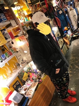 「コロンビア」｜「アイテム（ダウンジャケット/コート）」を使った、べちさん（レディース・160cm）の冬コーディネート