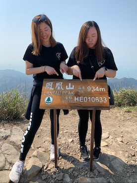 「NIKE SPORTSWEAR（ナイキスポーツウェアー）のアイテム（ブラック系）」を使った、Anson Tsoiさん（レディース・158cm）の春コーディネート