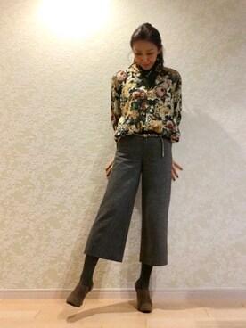 「フラワープリント」｜「アイテム（ブーティ）」を使った、ちはやさん（レディース・163cm）の冬コーディネート