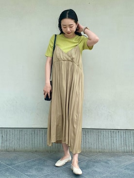 「URBAN RESEARCH（アーバンリサーチ）のヴィンテージサテンBACKリボンキャミソールワンピース（ワンピース）」を使った、MIREIさん（レディース・165cm）の春コーディネート