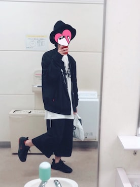 「creation cubeのアイテム（Tシャツ/カットソー、ホワイト系）」を使った、米 津 玄 米さん（メンズ・168cm）の春コーディネート