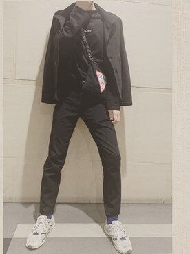 「Guess（ゲス）のアイテム（バッグ）」を使った、こ う 。さん（メンズ・178cm）の春コーディネート