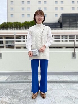A ユナイテッドアローズ 新潟店 employee 立川 美桜 is wearing UNITED ARROWS "＜UNITED ARROWS＞スクエア Vカット フラットシューズ"