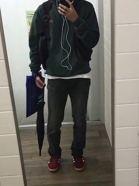 「Gosha Rubchinskiy（ゴーシャラブチンスキー）のアイテム（シューズ）」を使った、Zquadさん（メンズ・177cm）の秋コーディネート