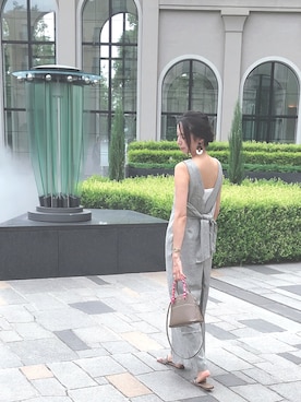 「HERMES」｜「アイテム（オールインワン・サロペット）」を使った、LISAさん（レディース・171cm）の夏コーディネート