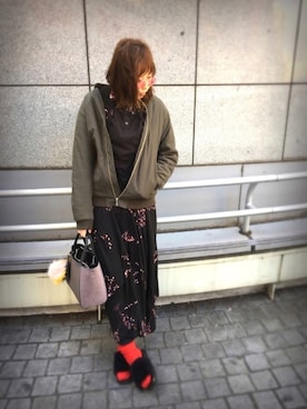 「HARE（ハレ）のアイテム（MA-1）」を使った、まぃさん（レディース・164cm）の春コーディネート