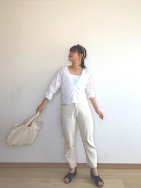 「vionic（バイオニック）のアイテム」を使った、しろと、きょくせんさん（レディース・155cm）の春コーディネート