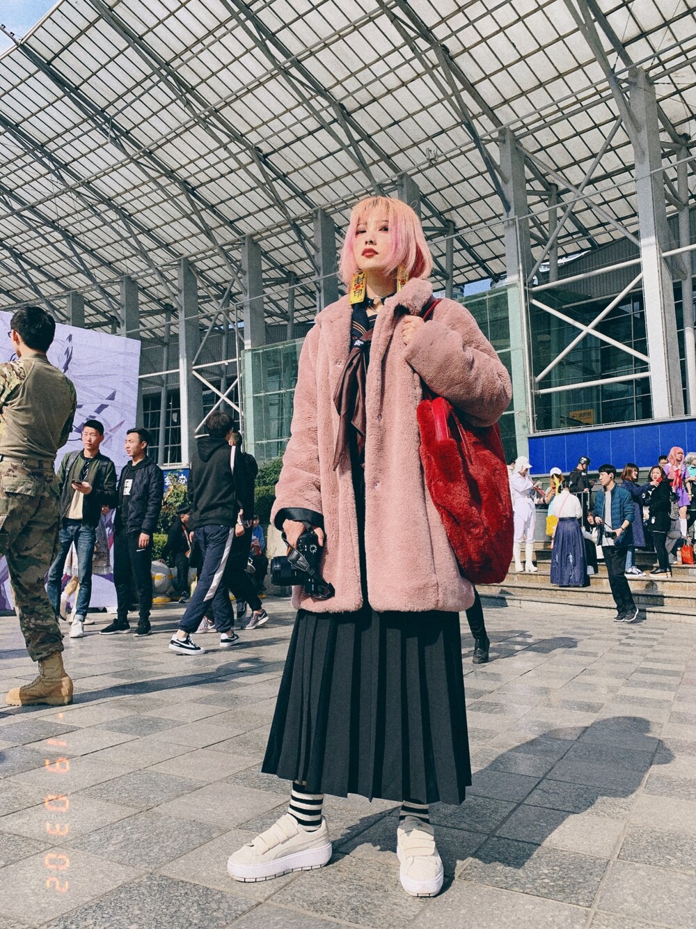 「私服、日常、COS、春」｜「merry jennyのアイテム（ピーコート、ピンク系）」を使った、_鱼涩涩し_さん（レディース・160cm）の春コーディネートの1枚目の写真