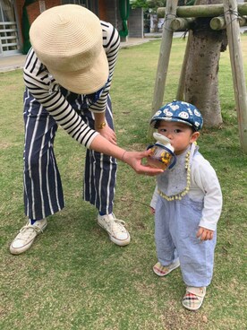 「ハンチング」｜「アイテム（オールインワン・サロペット）」を使った、RAICHIさん（キッズ・70cm）の春コーディネート
