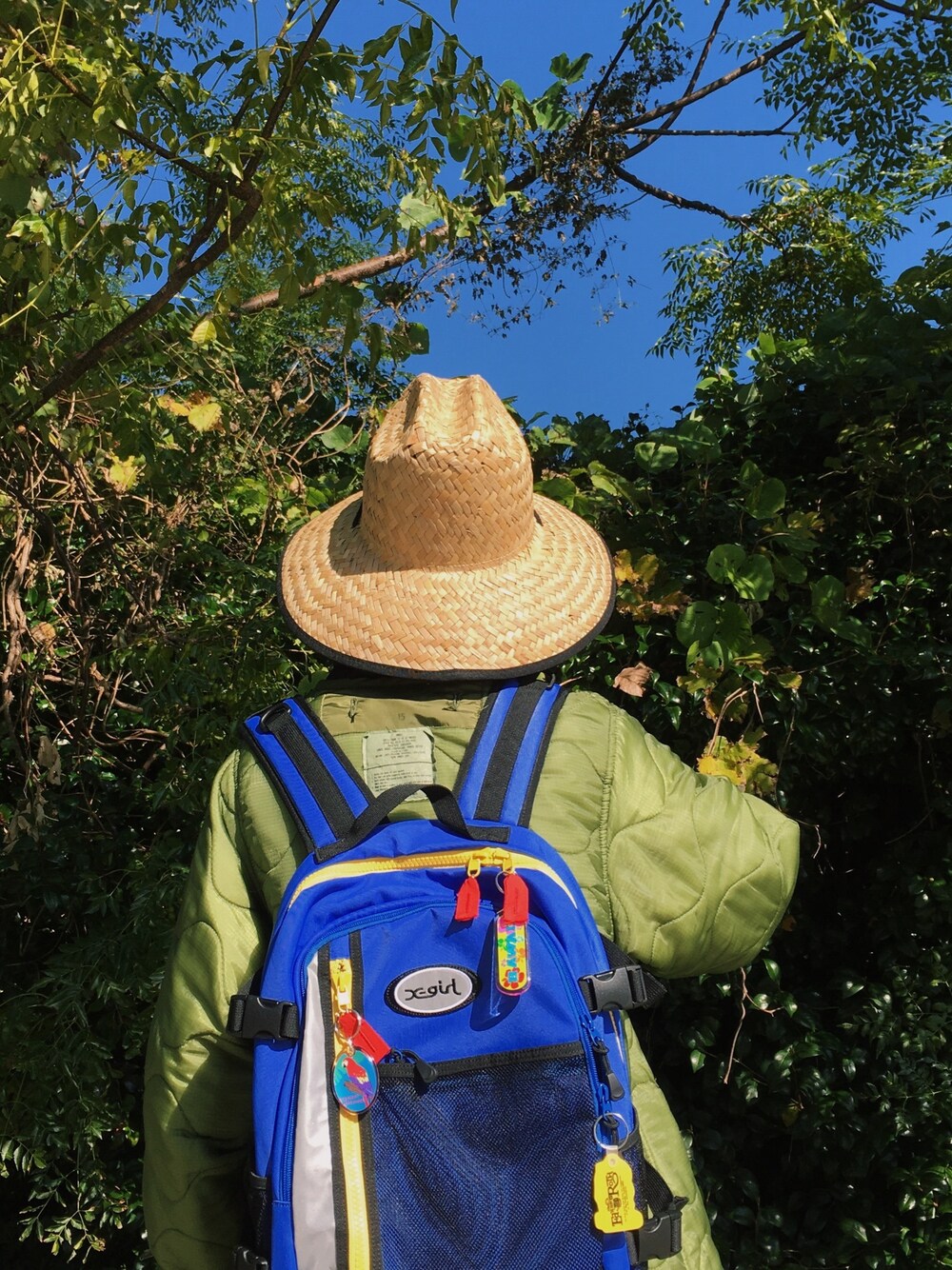「stussy women、x-girl、ootd、daily look」｜「Stussy Womenのアイテム（ハット、ベージュ系）」を使った、mushr000000mさん（レディース・168cm）の秋コーディネートの1枚目の写真