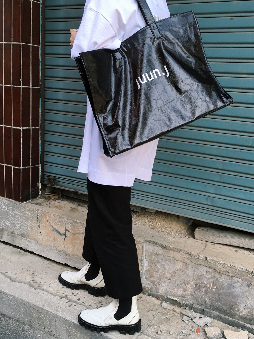 「JUUN.J、ootd、dailylook、outfit」｜「JUUN.Jのアイテム（ショルダーバッグ、ブラック系）」を使った、mushr000000mさん（レディース・168cm）の秋コーディネートの1枚目の写真