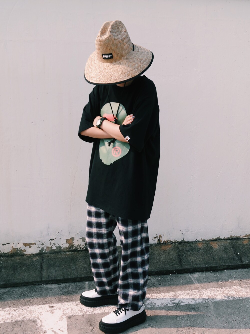 「summer、ootd、outfit、dailylook、abathingape、Bape、stussy、stussy women、ACNE、AcneStudios」｜「Stussy Womenのアイテム（ハット、ベージュ系）」を使った、mushr000000mさん（レディース・168cm）の秋コーディネートの1枚目の写真