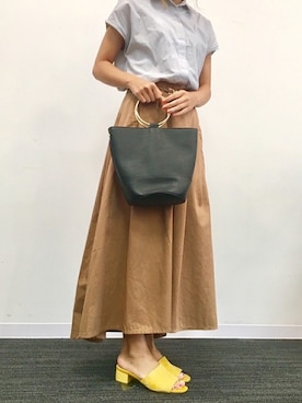 「リングハンドル」｜SHICATA STAFFさん（レディース・151cm）の夏コーディネート