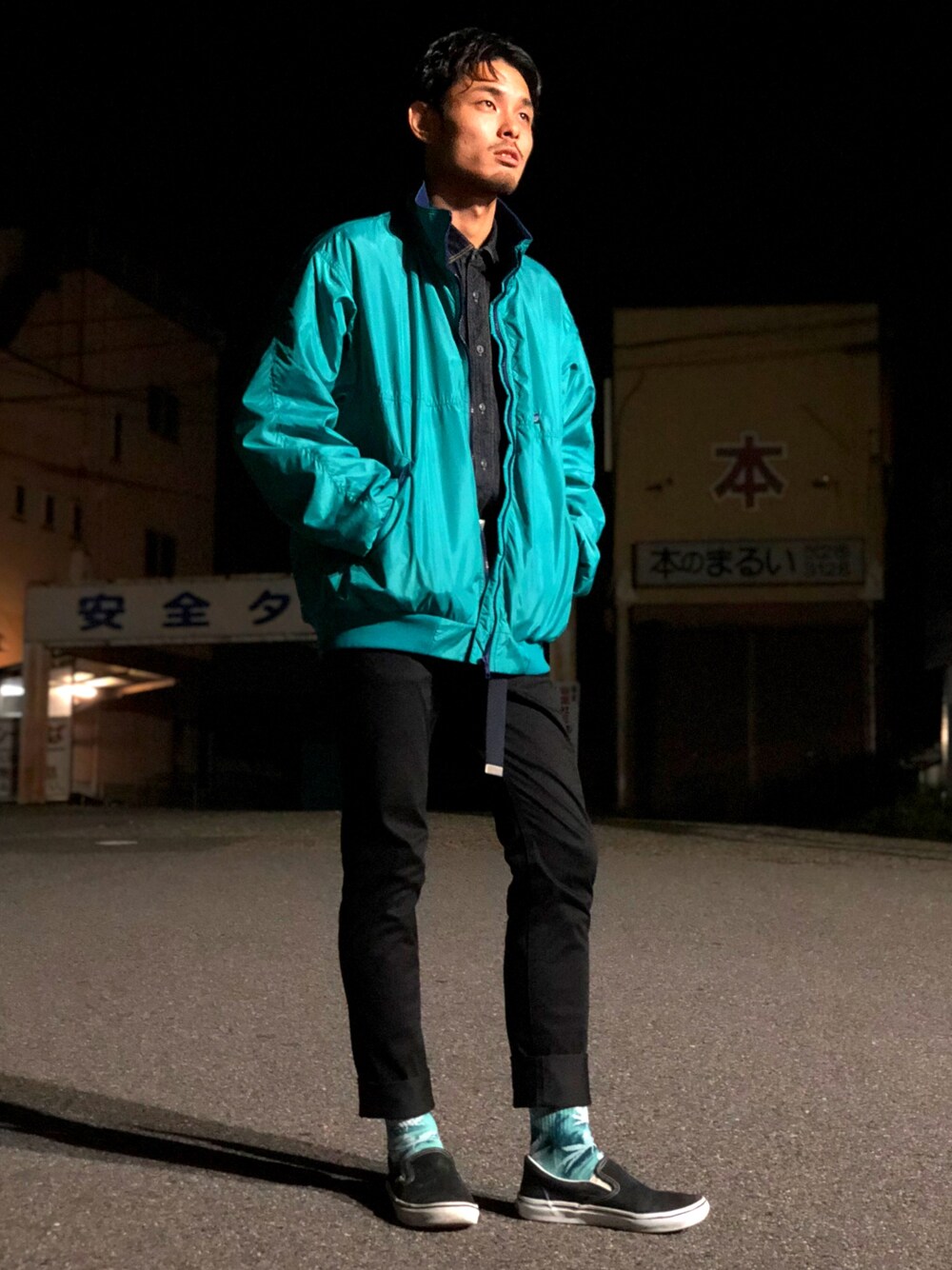 「秋コーデ、秋、ootd、黒スキニー、古着、古着MIX、patagonia、GU、VANS、carhartt」｜「VANSのVANS ヴァンズ VN000EYEBLK SLIP ON スリッポン BLACK（スリッポン、ブラック系）」を使った、esuさん（メンズ・178cm）の秋コーディネートの1枚目の写真