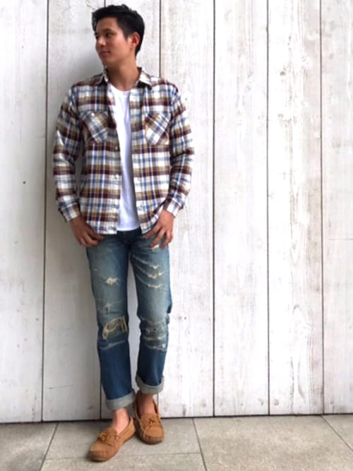 プレスminnetonkaonlineshopさんのモカシン デッキシューズを使ったコーディネート Zozotown