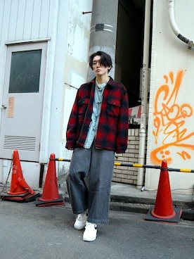 「WOOLRICH（ウールリッチ）のアイテム（その他アウター）」を使った、dude_harajukuさん（メンズ・178cm）の春コーディネート