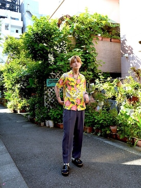 「アイテム（スラックス）」を使った、dude_harajukuさん（メンズ・185cm）の夏コーディネート