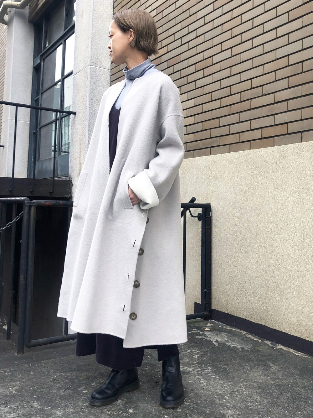 「リバシーブル、バイカラー、バイカラーコート、リバーシブルコート、大人カジュアル、冬コーデ、クリーンカジュアル、paulstuartadvance、ootd、outfit」｜「Paul Stuart advanceのStella（ステラ）バイカラーリバーシブルコート（ダウンジャケット/コート、ホワイト系）」を使った、paulstuartadvanceさん（レディース・166cm）の秋コーディネートの1枚目の写真