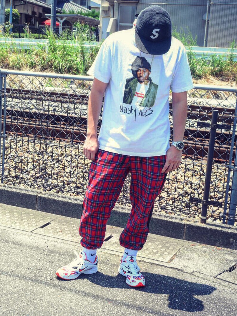 anaru しゅん a.k.a ANARU｜Supreme のキャップを使ったコーディネート - WEAR