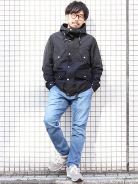 「NEWBALANCE」｜「アイテム（マウンテンパーカー）」を使った、リッキー ほそださん（メンズ・162cm）の冬コーディネート