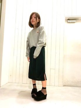 「E hyphen world gallery（イーハイフンワールドギャラリー）のアイテム（スカート）」を使った、suika☺︎さん（レディース・150cm）の秋コーディネート