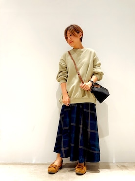 「AMERICAN HOLIC（アメリカンホリック）のアイテム（スウェット）」を使った、suika☺︎さん（レディース・150cm）の秋コーディネート