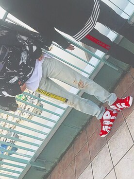 シャルルさんのコーディネート