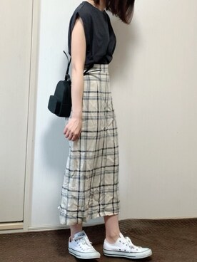 「LOWRYS FARM（ローリーズファーム）のＢＡＳＩＣノースリーブ　889553（Tシャツ/カットソー、グレー系）」を使った、をさん（レディース・160cm）の夏コーディネート