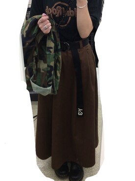 「ブラウン×ブラック」｜「アイテム（ミリタリージャケット）」を使った、N.さん（レディース・154cm）の秋コーディネート