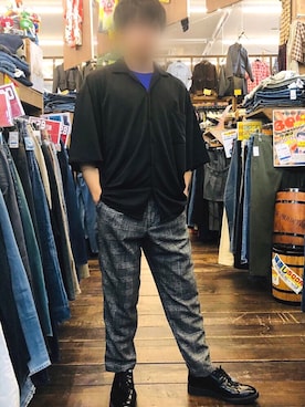 「沖縄」｜「アイテム（その他シューズ）」を使った、HIROKIさん（メンズ・172cm）の秋コーディネート