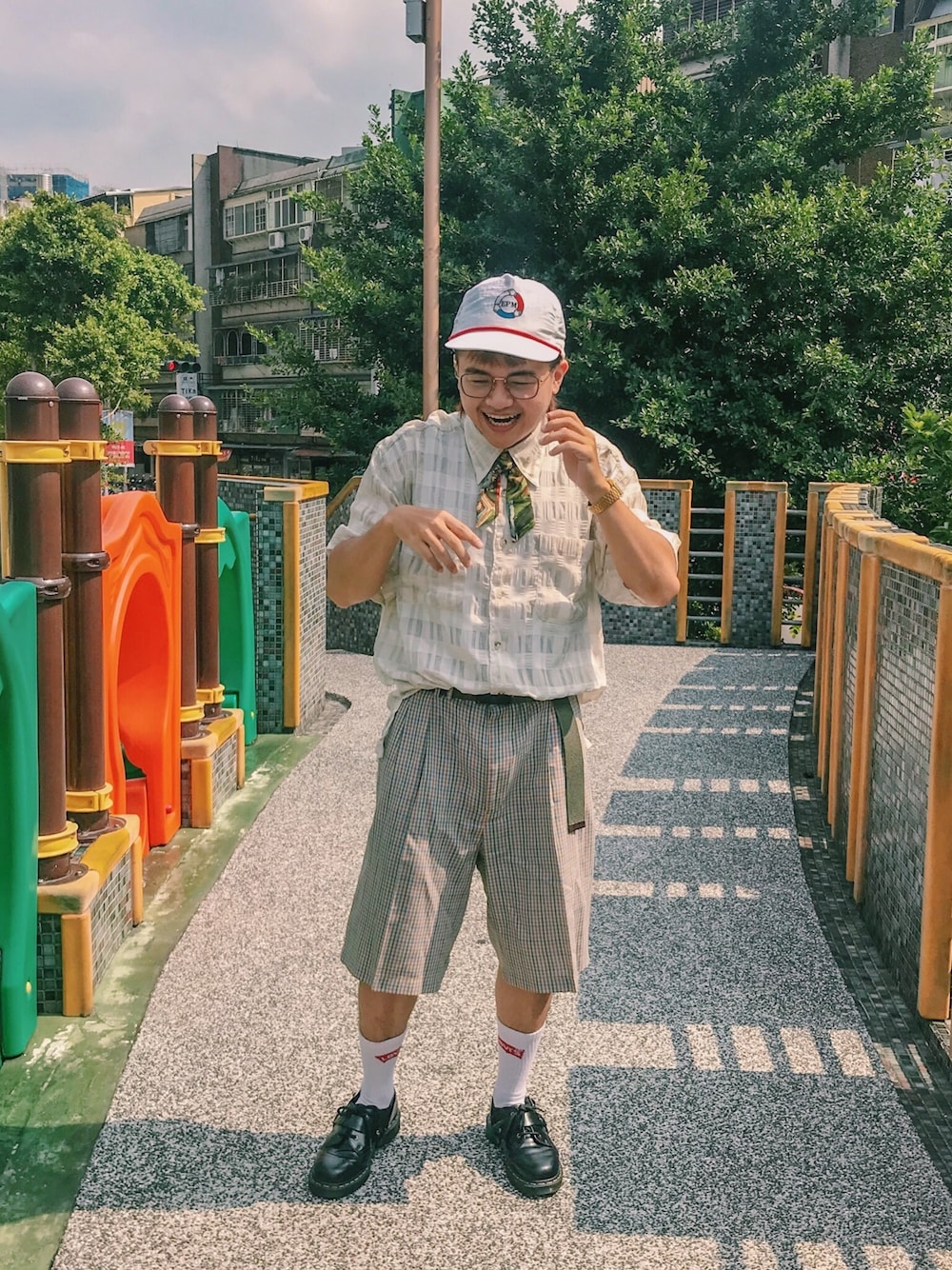 「ootd、古着、古着MIX、低身長、低身長コーデ、daily look、일상、오오티디、コーデュロイ」｜「VINTAGEのアイテム（シャツ/ブラウス、ホワイト系）」を使った、Richard 查씨さん（メンズ・160cm）の秋コーディネートの1枚目の写真