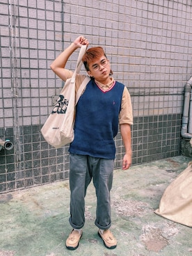 「plain-me（プレインミー）のアイテム（シューズ）」を使った、Richard 查씨さん（メンズ・160cm）の秋コーディネート