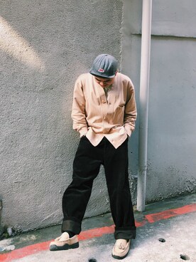 「plain-me（プレインミー）のアイテム（シューズ）」を使った、Richard 查씨さん（メンズ・160cm）の冬コーディネート