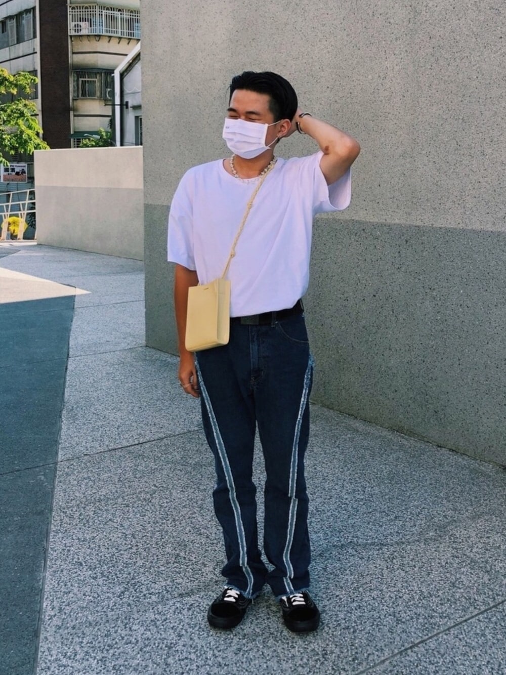 「ootd、夏、JILSANDER、HARE、HAREコーデ、低身長、低身長コーデ、低身長男子」｜「JIL SANDERのアイテム（バッグ、イエロー系）」を使った、Richard 查씨さん（メンズ・160cm）の夏コーディネートの1枚目の写真