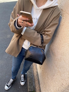 「CONVERSE（コンバース）のCONVERSE コンバース オール スター オックス / ALL STAR OX(BLACK) 32160321（スニーカー）」を使った、sakikoさん（レディース・167cm・20代）の秋コーディネート