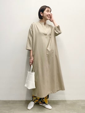 「アイテム（パンツ、イエロー系）」を使った、hirotaさん（レディース・168cm）の春コーディネート
