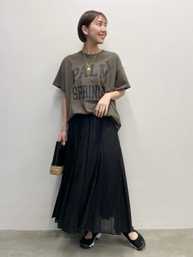 「JOURNAL STANDARD（ジャーナルスタンダード）のエアリフトブリーズ:スニーカー◆」を使った、hirotaさん（レディース・168cm）の春コーディネート