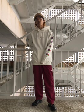XLARGE(エクストララージ)の「FLOWER LOGO PULLOVER HOODED SWEAT XLARGE(エクストララージ)の「FLOWER LOGO PULLOVER HOODED SWEAT