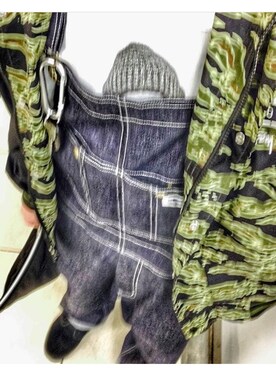 「PORTER（ポーター）のアイテム（クラッチバッグ）」を使った、E.shouyaさん（メンズ・168cm）の春コーディネート