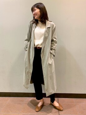 「ITEMS URBANRESEARCH（アイテムズ アーバンリサーチ）のアイテム（トレンチコート）」を使った、ヤカケモエさん（レディース・166cm）の春コーディネート