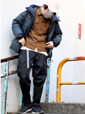 「DANTON（ダントン）のアイテム（チノパンツ）」を使った、こせさん（メンズ・165cm）の冬コーディネート